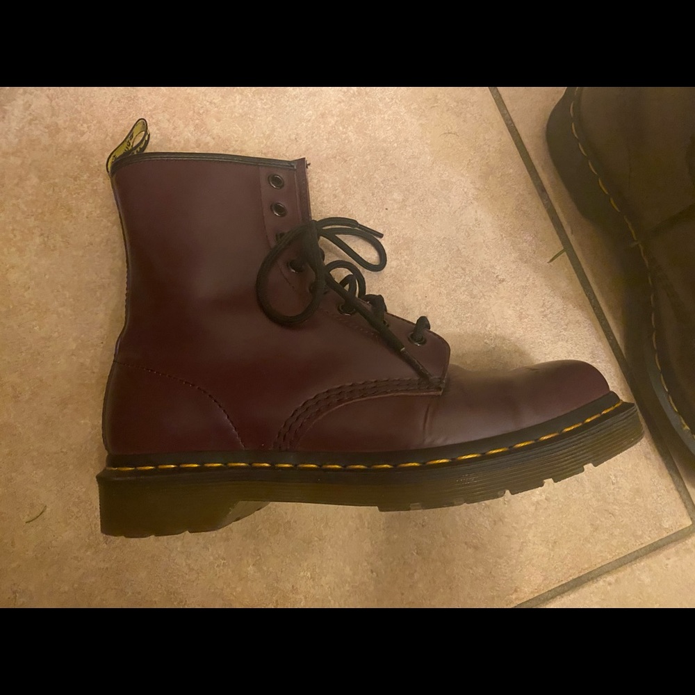 Dr. Martens 1460 Smooth Leather Boot [cherry red smooth, Size 8] - Picture 3 of 5